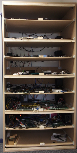 Free Electrons' 8 drawers lab